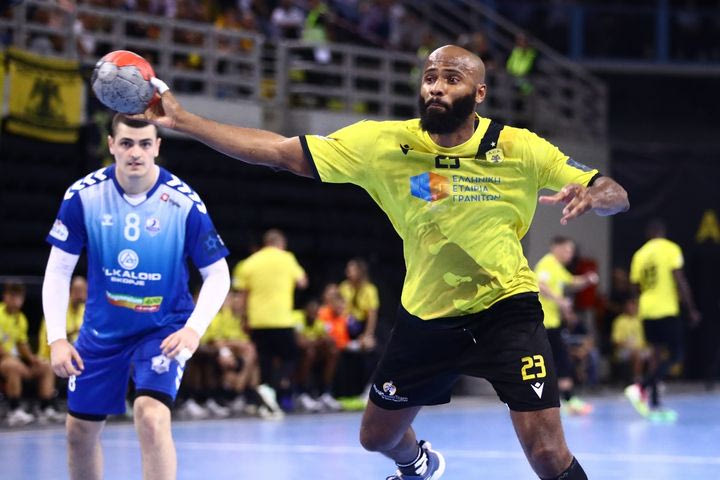 EHF: “Ξεκίνησαν οι νομικές διαδικασίες κατά της Αλκαλόιντ και της ΑΕΚ”