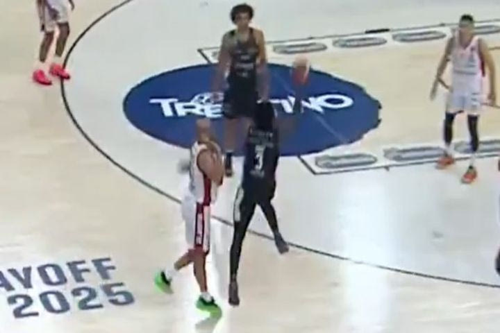 Τρέντο – Μιλάνο 70-67: Ήττα για την Αρμάνι με τρελό buzzer beater του Κέιλ