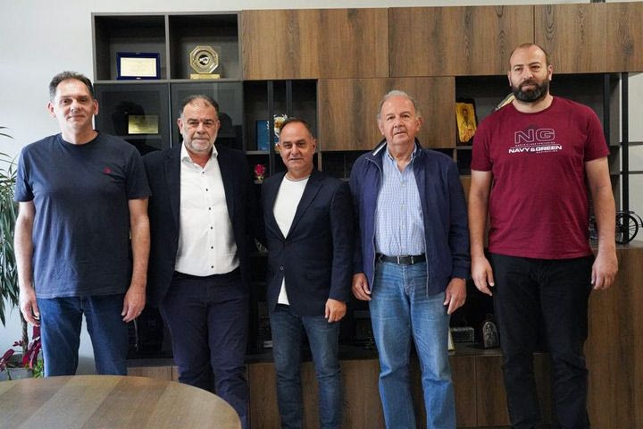 Η ΕΟΚ ευχαρίστησε τον Δήμο Καρδίτσας και ανανέωσε τα μπασκετικά ραντεβού