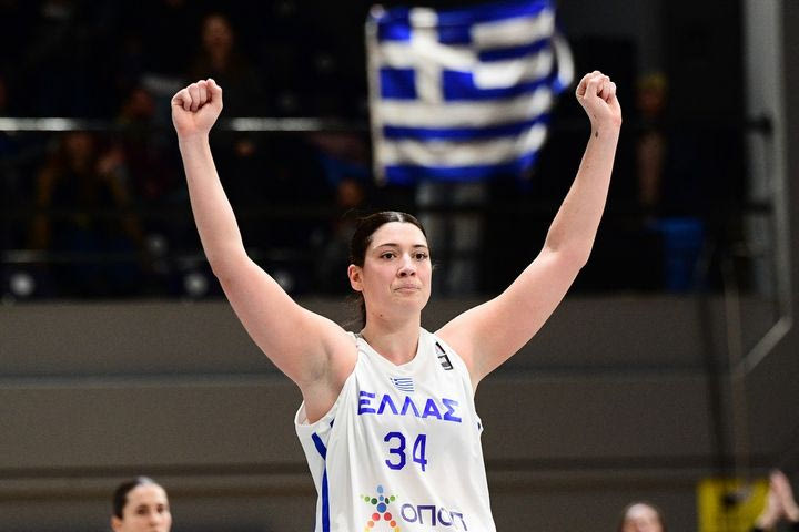 Η Αβενίδα αποχαιρέτησε τη Φασούλα: “Απολαύσαμε να σε βλέπουμε να μεγαλώνεις και να χορεύεις μαζί μας”