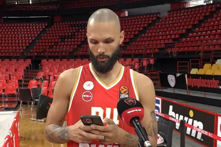 Final Four 2025, Ολυμπιακός, παίκτες Vs Chat GPT: Ο νικητής του θεσμού, τα μέρη για να διασκεδάσεις και οι διαφορετικές απορίες των Παπανικολάου, ΜακΚίσικ, Πίτερς