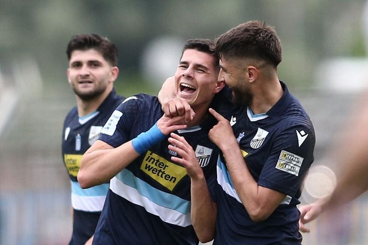 Οι παίκτες της Λαμίας πανηγυρίζουν