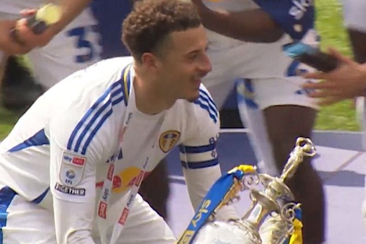 Championship: Πρωταθλήτρια η Λιντς και 2η η Μπέρνλι, αυτές είναι οι τέσσερις ομάδες που θα παλέψουν για την άνοδο μέσω playoffs