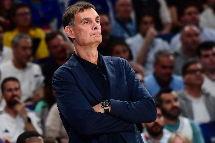 Μπαρτζώκας: “Τεράστια εμφάνιση από τον Παπανικολάου, πάντα χρειάζεσαι το ταλέντο του Βεζένκοβ, είχαμε τεράστια πίεση”