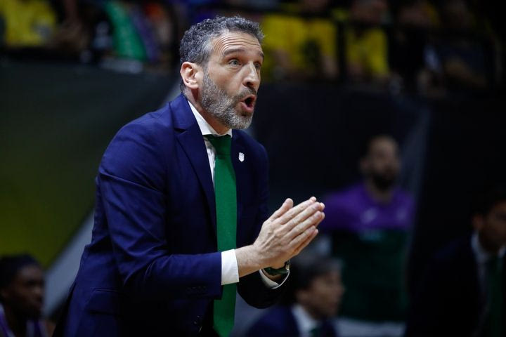 Ναβάρο: “Η Μάλαγα έχει αλλάξει τις ζωές μας, συγχαρητήρια στην ΑΕΚ και τους οπαδούς της, είναι εκπληκτικοί”