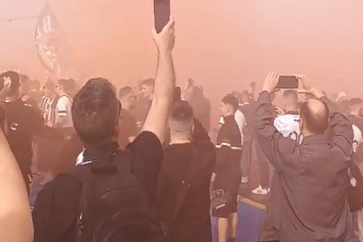 Τελικός Κυπέλλου, ΟΦΗ – Ολυμπιακός: Το video του SPORT24 μέσα από το πλοίο των Κρητικών, τραγούδι και καπνογόνα στο κατάστρωμα