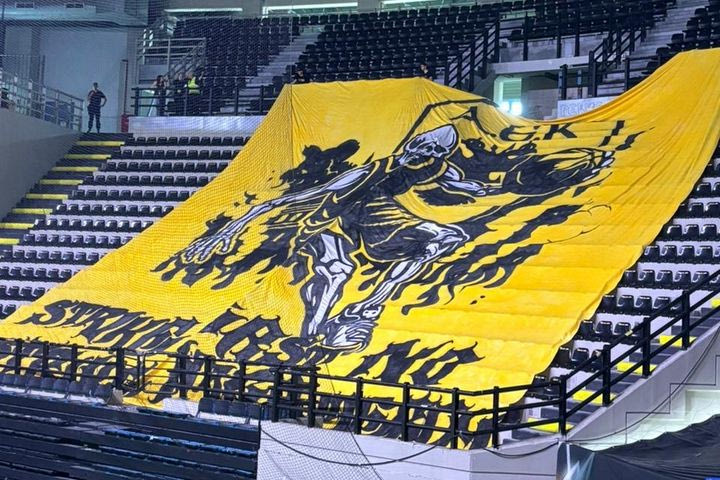 ΑΕΚ Betsson: Το εντυπωσιακό πανό των φίλων της Ένωσης ενόψει του ημιτελικού με τη Μάλαγα
