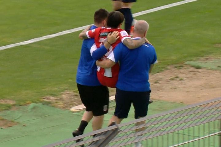 Ο Γκαλβάν τραυματίστηκε και έγινε αλλαγή στο 6′