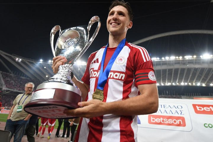 Ρέτσος: “Τελειώνει μία φανταστική χρονιά, αποδείξαμε πως είμαστε η καλύτερη ομάδα στην Ελλάδα”