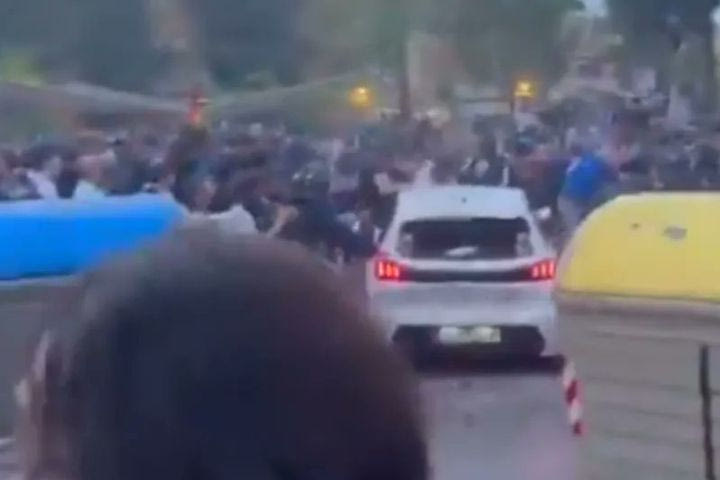 Το αυτοκίνητο που παρέσυρε κόσμο στο Εσπανιόλ