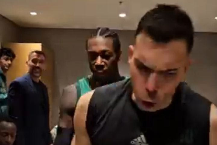 Παναθηναϊκός AKTOR: Το “who is MVP” του Σλούκα για τον Ναν στα αποδυτήρια