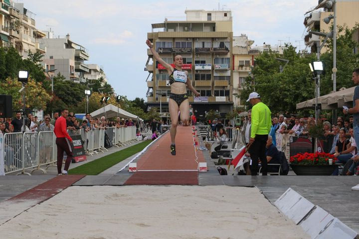 Tsatoumas Street long jump: Σπουδαίες επιδόσεις και πλήθος κόσμου στην Καλαμάτα