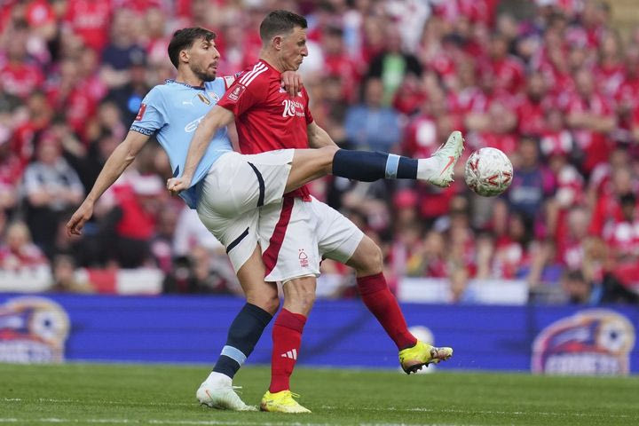 Premier League: Απίστευτος χαμός στο φινάλε, με πέντε ομάδες να διεκδικούν τρία εισιτήρια για το νέο Champions League