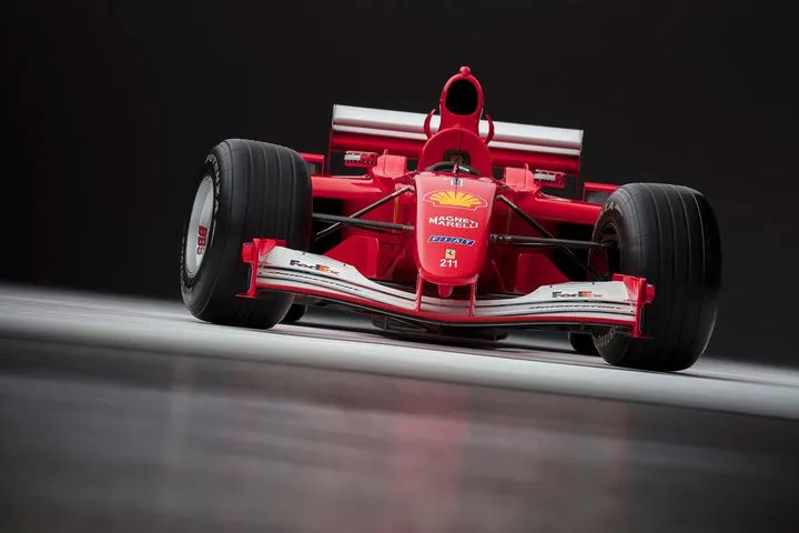 Η ακριβότερη Ferrari του Μ. Σουμάχερ -Σε ποια αστρονομική τιμή πωλήθηκε η F2001 που κέρδισε στο Μονακό