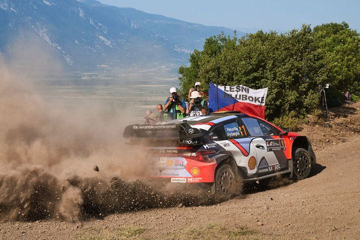 Νεβίλ και Κατσούτα μαζί στην κορυφή του Shakedown του Ακρόπολις