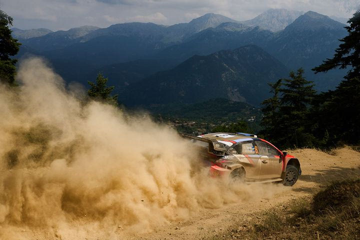 O Τάνακ συνέχισε την προέλασή του στο τελευταίο πρωί του Ακρόπολις