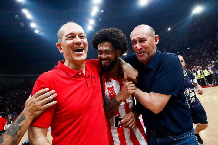 Ολυμπιακός, το 13λεπτο VIDEO για την κατάκτηση της Stoiximan GBL: “Πρωταθλητές Ελλάδος στα 100 χρόνια του συλλόγου, για το τώρα, το πριν, το μετά και το πάντα”