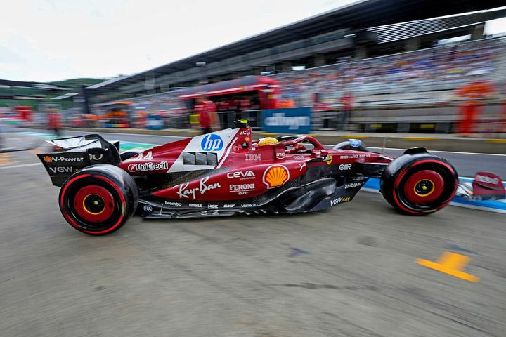 Ντεμπούτο στην Αυστρία για το πρώτο βήμα ανάκαμψης της Ferrari -Χάμιλτον: “Ελπίζω να αποδώσει”