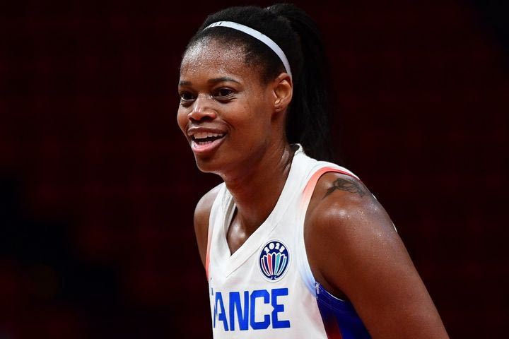 Γαλλία – Ελβετία 111-37: Σαν σε προπόνηση οι μπλε, γράφτηκε ιστορία με διαφορά 74 πόντων