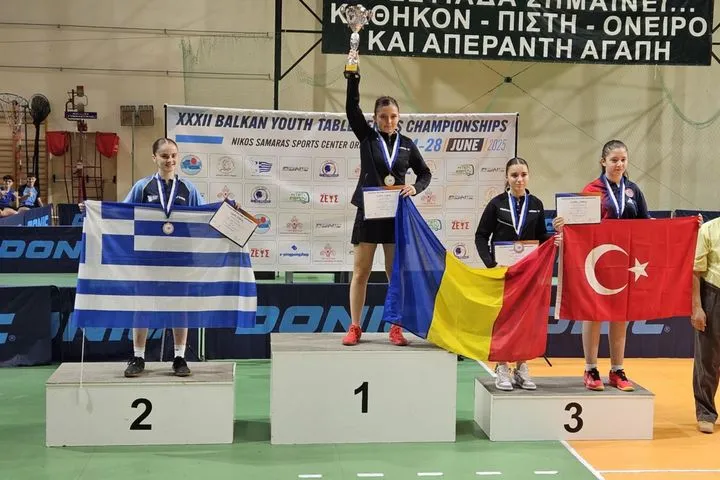 Βαλκανικό πρωτάθλημα νέων, Ορεστιάδα 2025: Ασημένιο μετάλλιο η Μήτκα στο απλό κορασίδων, χάλκινο οι Κιοσελόγλου/Αλεξούδης στο διπλό παίδων