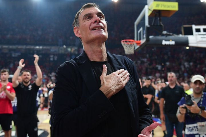 Ολυμπιακός: Οι φλόγες του κόκκινου δράκου