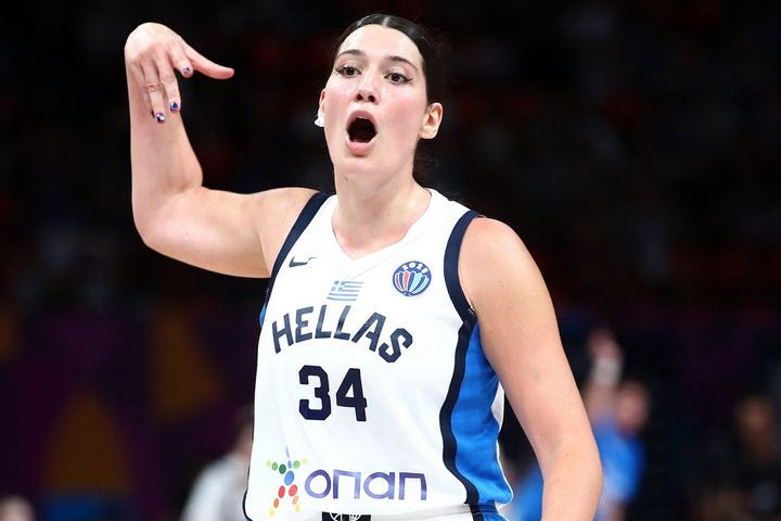 Ελλάδα – Ελβετία 87-65: Γαλανόλευκη κυριαρχία στην πρεμιέρα του EuroBasket με Φασούλα, Παρκς, Μποσγανά για φίλημα