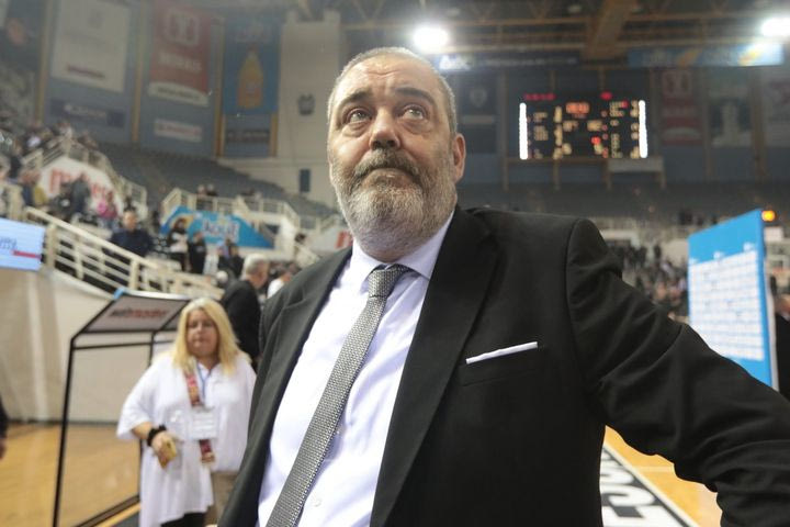 Ο Θανάσης Χατζόπουλος