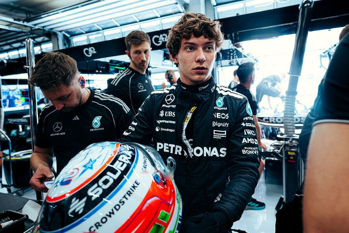 Ποινή 3 θέσεων για την εκκίνηση του GP Βρετανίας στον Αντονέλι