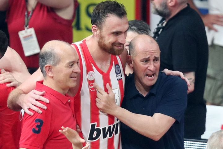 Ολυμπιακός: Το “Μέχρι Τέλους” του Μιλουτίνοβ