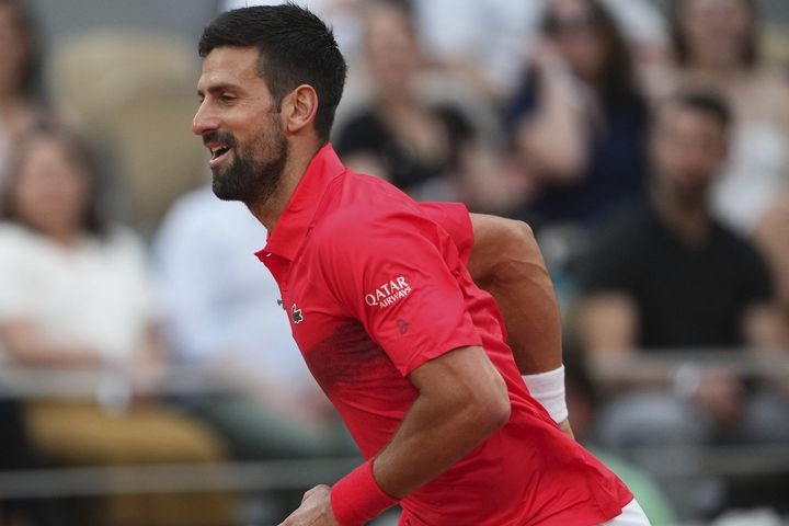 Ασταμάτητος ο Τζόκοβιτς: Προκρίθηκε στα προημιτελικά, φτάνοντας τις 100 νίκες στο Roland Garros