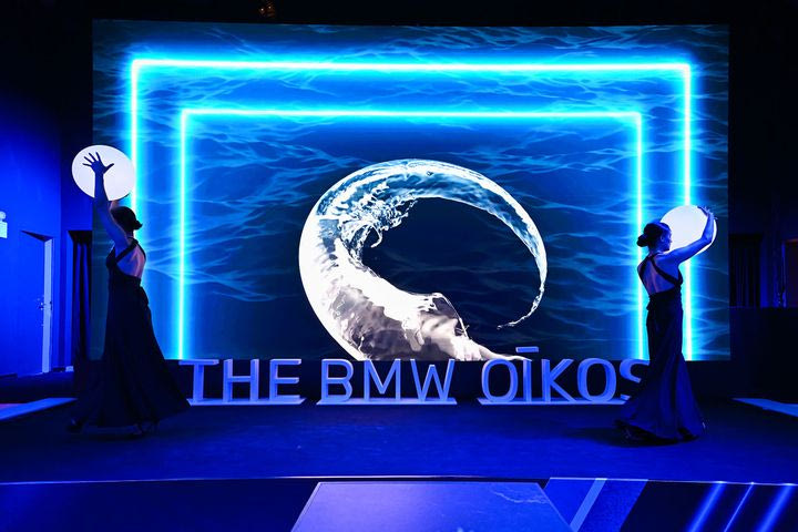 The BMW OIKOS: Πολυτέλεια και καινοτομία με εντυπωσιακές BMW στην Αθηναϊκή Ριβιέρα