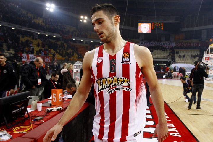 Το “ευχαριστώ” του Παπαπέτρου στον Ολυμπιακό: “Ο αθλητισμός ενώνει”