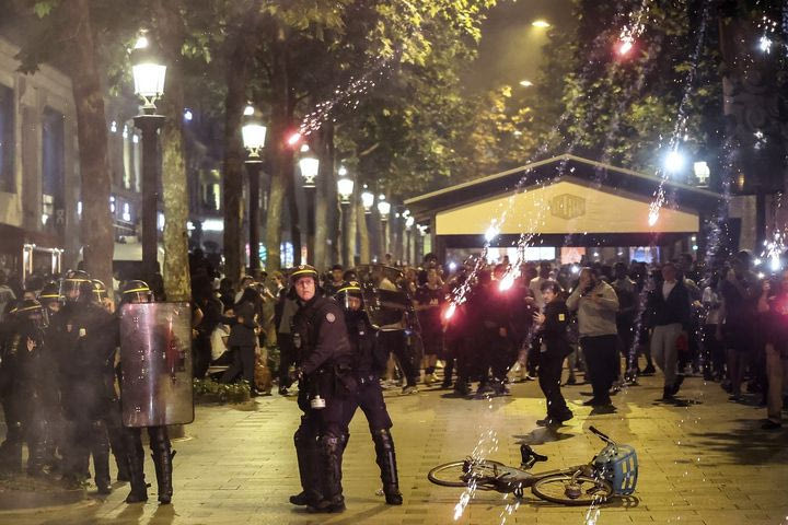 Champions League, επεισόδια στο Παρίσι: Αντιδράσεις για την ανάρτηση Γάλλου υπουργού