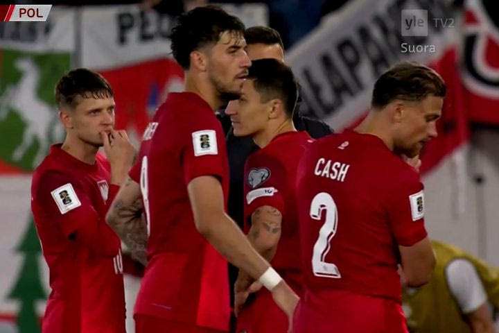 Φινλανδία – Πολωνία: Πέθανε ο οπαδός που κατέρρευσε στις κερκίδες κατά τη διάρκεια του ματς