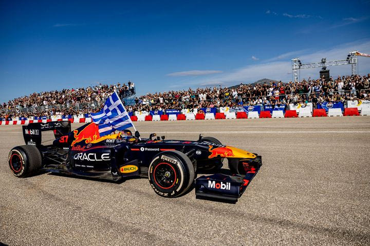 Red Bull Showrun by ALUMIL: Το motorsports event που συγκλόνισε την Αθήνα
