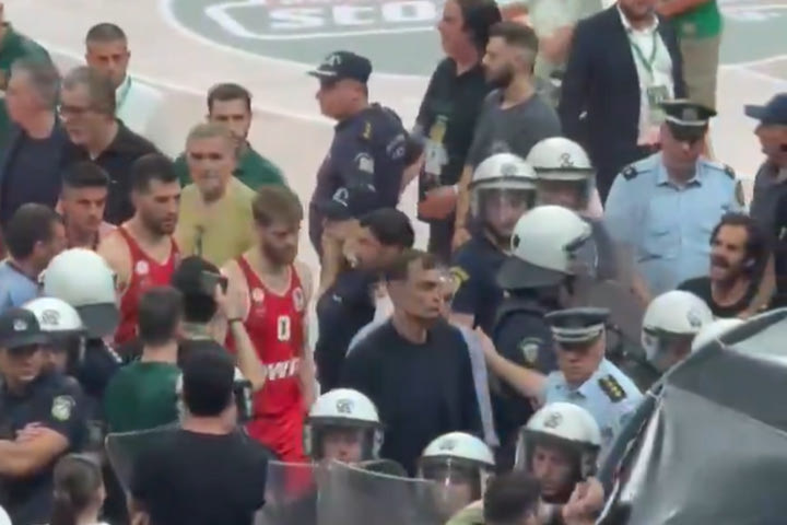 To αντικείμενο στον Μπαρτζώκα