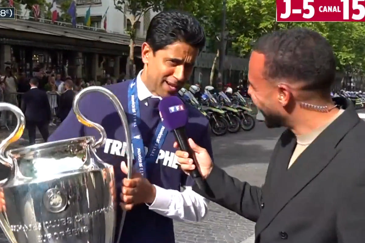 Ο Αλ Κελαΐφι με το τρόπαιο του Champions League