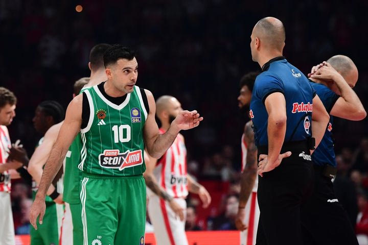 Ο Κώστας Σλούκας