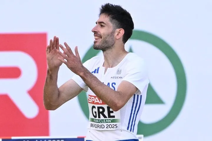 Παντοτινό αφεντικό στο μήκος: Ο Τεντόγλου απογειώθηκε στα 8.46 μ. και κράτησε ζωντανή την Ελλάδα στη μάχη της παραμονής