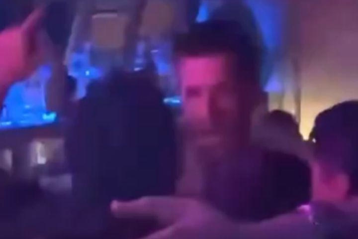 Νυχτερινή έξοδος στην Αθήνα για Μίτσιτς και Πετρούσεβ