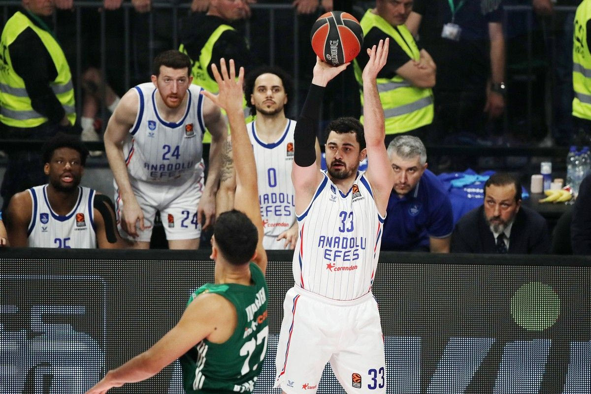 Ο Σερκάν Γιλμάζ