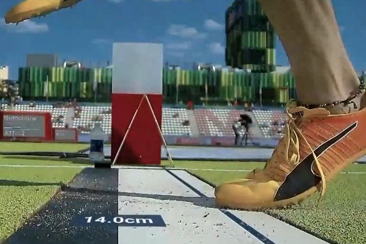 Ο Τεντόγλου έχασε 14 εκατοστά κι όμως έκανε την κορυφαία επίδοση στον κόσμο για το 2025