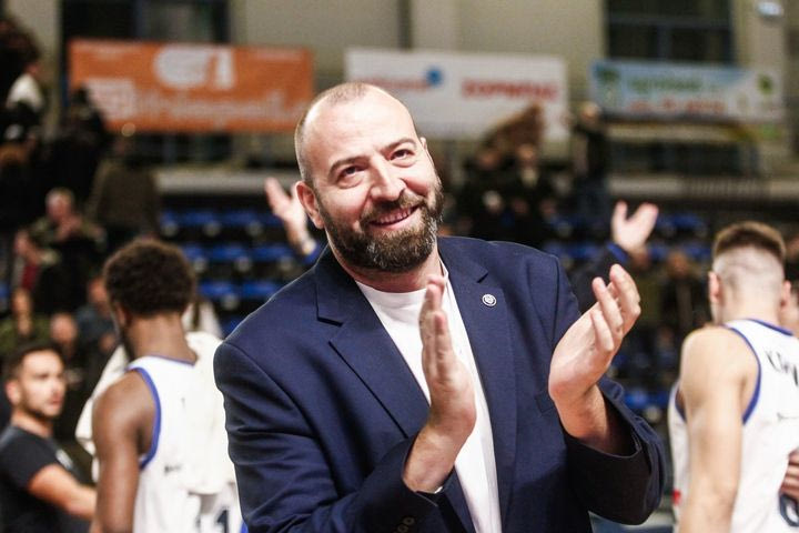 Δεληγιάννης: “Θα βγάλουμε μπλουζάκια ‘ήμουν κι εγώ στο τσάρτερ'”