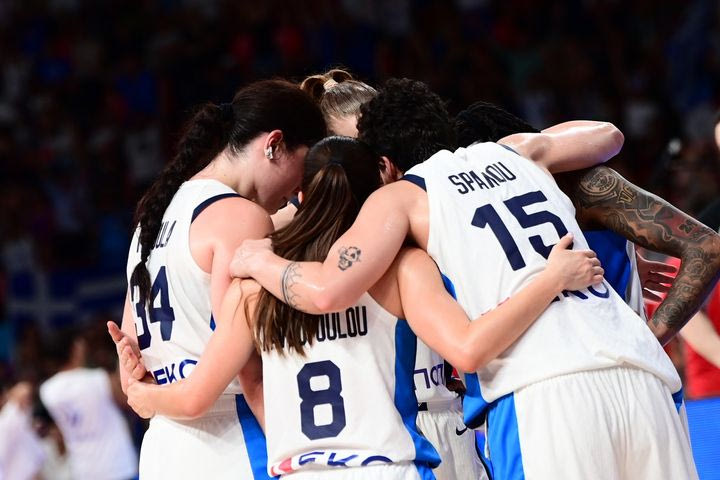 EuroBasket Women’s 2025: Standing ovation από 10.000 φιλάθλους στην Εθνική παρά τον αποκλεισμό