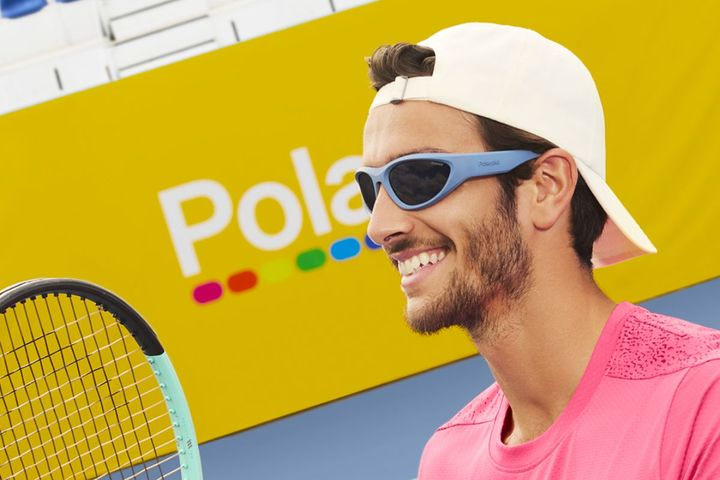 Από το court στις κερκίδες με στιλ: Η Polaroid Eyewear μπαίνει δυναμικά στον κόσμο του τένις μετά τη συνεργασία με την ATP Tour & τον Lorenzo Musetti