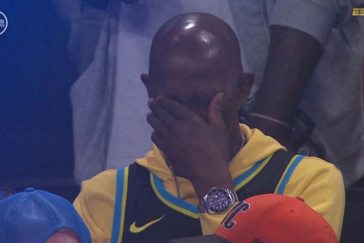 NBA Finals: Η αντίδραση του πατέρα του Χαλιμπάρτον όταν τραυματίστηκε σοβαρά ο γιος του