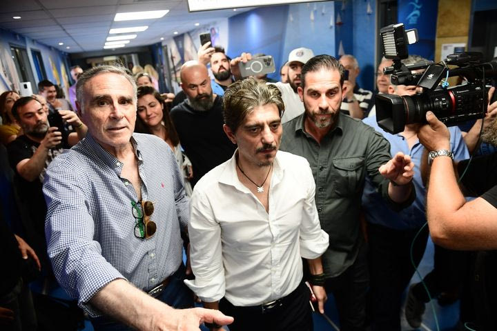 Ξέσπασμα Γιαννακόπουλου μπροστά στις κάμερες στο Υπουργείο: “Στο πρώτο συνθημα για την κόρη μου, έσφαλα, έκανα χειρονομία και αποβλήθηκα”