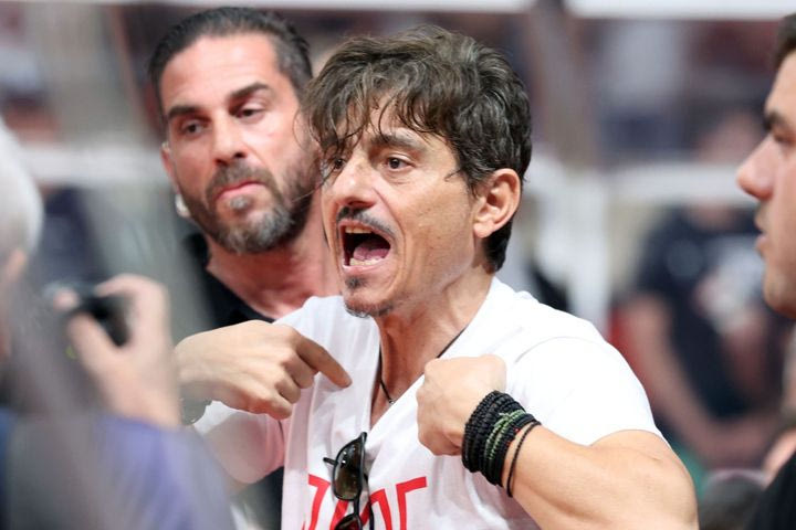 Ούτε ο Γιαννακόπουλος στη συνάντηση: “Με τους Αγγελόπουλους δεν κάθομαι ποτέ στο ίδιο τραπέζι, με χαρά να έρθουμε διαφορετικές ώρες”