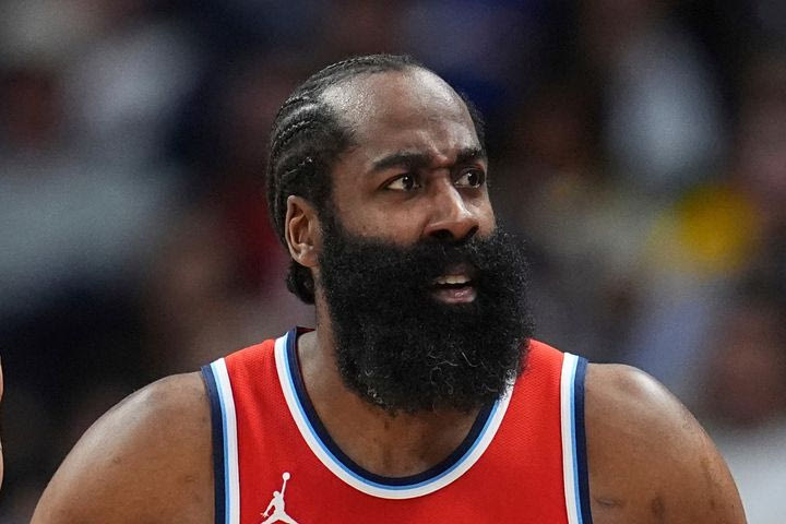 Μήνυση για αμέλεια στον Χάρντεν, καταγγελία για σεξουαλική επίθεση που έκανε ο ανηψιός του μέσα στο σπίτι του σούπερ σταρ των Κλίπερς