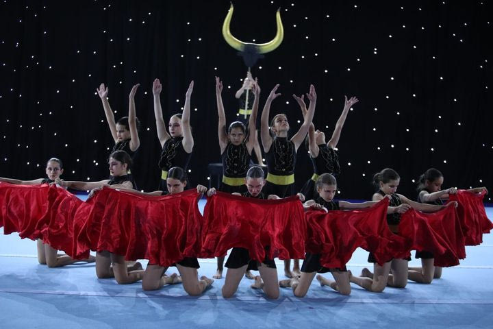 Λάμψη και θέαμα από χιλιάδες παιδιά στο “Hellas Gym Festival 2025”